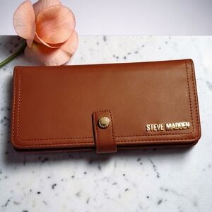 Steve Madden Tan Leather Wallet